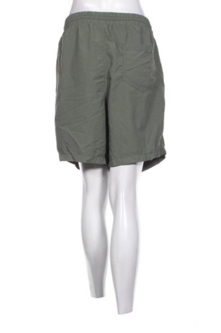 Дамски къс панталон No Boundaries, Размер XXL, Цвят Зелен, Цена 13,30 лв.