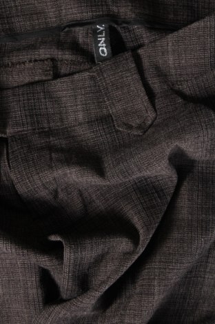 Damen Shorts ONLY, Größe M, Farbe Grau, Preis € 5,83