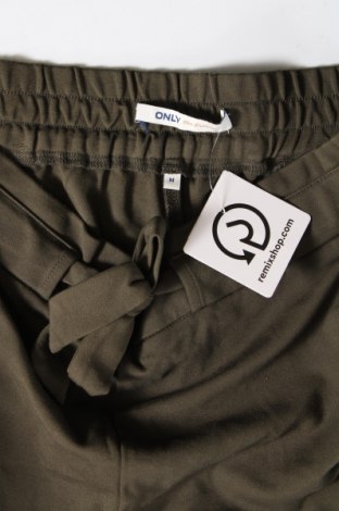 Damen Shorts ONLY, Größe M, Farbe Grün, Preis € 5,83
