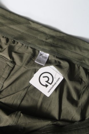 Дамски къс панталон Old Navy, Размер 3XL, Цвят Зелен, Цена 13,75 лв.