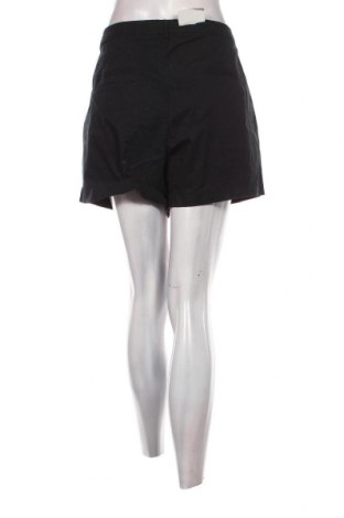 Pantaloni scurți de femei Old Navy, Mărime XL, Culoare Negru, Preț 144,38 Lei