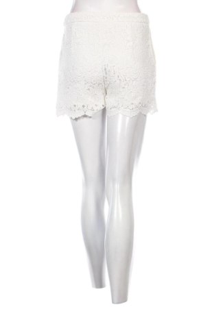 Γυναικείο κοντό παντελόνι Orsay, Μέγεθος S, Χρώμα Λευκό, Τιμή 6,00 €