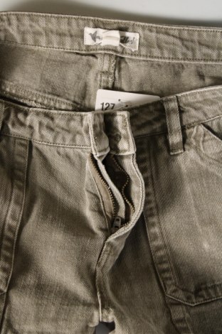 Pantaloni scurți de femei Others Follow, Mărime M, Culoare Verde, Preț 48,57 Lei
