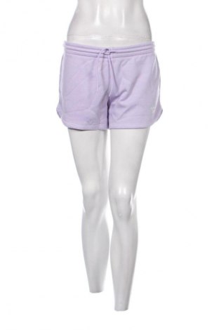 Γυναικείο κοντό παντελόνι Reebok, Μέγεθος S, Χρώμα Βιολετί, Τιμή 23,81 €