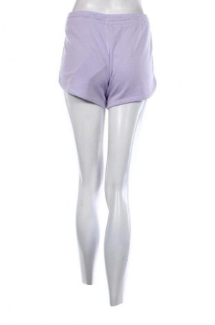 Γυναικείο κοντό παντελόνι Reebok, Μέγεθος S, Χρώμα Βιολετί, Τιμή 21,83 €