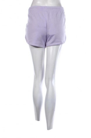 Γυναικείο κοντό παντελόνι Reebok, Μέγεθος M, Χρώμα Βιολετί, Τιμή 21,83 €