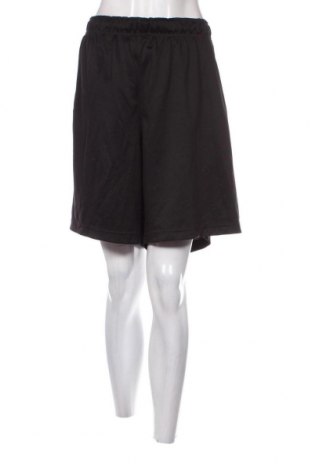 Γυναικείο κοντό παντελόνι Russell, Μέγεθος XXL, Χρώμα Μαύρο, Τιμή 15,77 €