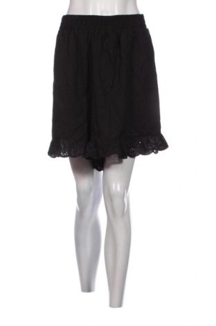 Дамски къс панталон SHEIN, Размер 3XL, Цвят Черен, Цена 19,00 лв.
