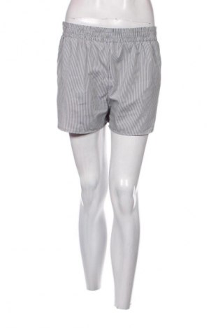 Γυναικείο κοντό παντελόνι SHEIN, Μέγεθος S, Χρώμα Πολύχρωμο, Τιμή 6,00 €