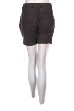 Γυναικείο κοντό παντελόνι Southern, Μέγεθος M, Χρώμα Γκρί, Τιμή 5,77 €