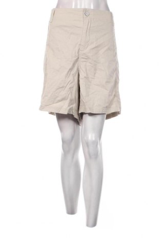 Дамски къс панталон Style & Co, Размер 5XL, Цвят Бежов, Цена 11,40 лв.
