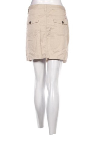 Γυναικείο κοντό παντελόνι Tommy Hilfiger, Μέγεθος M, Χρώμα  Μπέζ, Τιμή 20,87 €