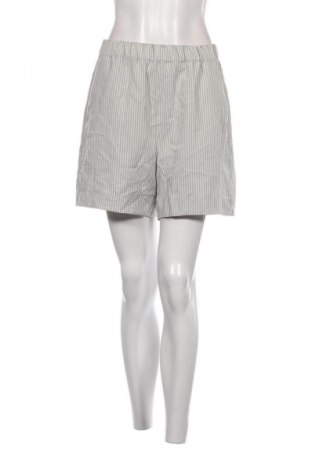 Γυναικείο κοντό παντελόνι Vero Moda, Μέγεθος M, Χρώμα Πολύχρωμο, Τιμή 4,95 €