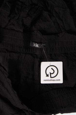 Pantaloni scurți de femei Xlnt, Mărime L, Culoare Negru, Preț 60,39 Lei