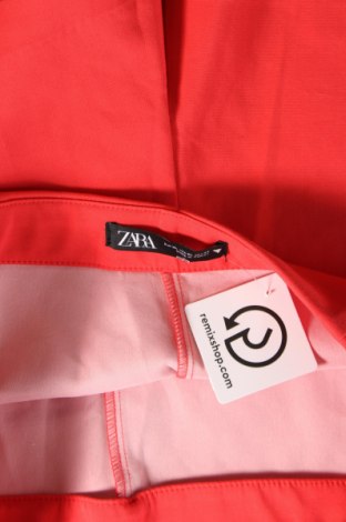 Pantaloni scurți de femei Zara, Mărime XL, Culoare Roșu, Preț 89,85 Lei