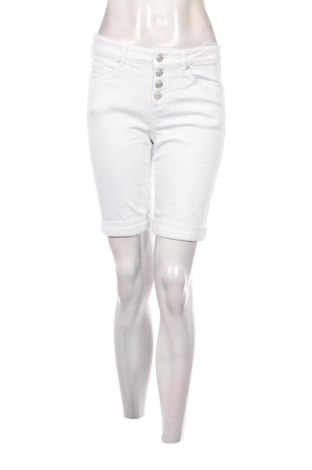 Pantaloni scurți de femei Zero, Mărime S, Culoare Alb, Preț 83,59 Lei