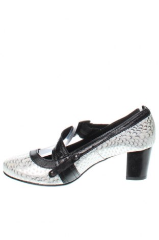 Damenschuhe, Größe 39, Farbe Silber, Preis 19,28 €