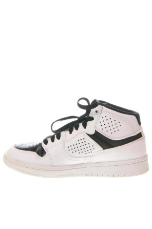 Дамски обувки Air Jordan Nike, Размер 36, Цвят Бял, Цена 116,03 лв.