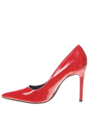 Дамски обувки Bershka, Размер 36, Цвят Червен, Цена 31,00 лв.