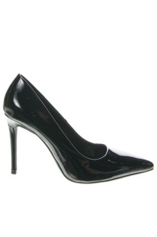 Γυναικεία παπούτσια Bershka, Μέγεθος 38, Χρώμα Μαύρο, Τιμή 15,98 €