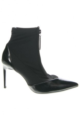 Γυναικεία παπούτσια Bershka, Μέγεθος 37, Χρώμα Μαύρο, Τιμή 12,31 €