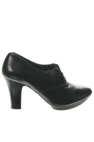 Дамски обувки Clarks, Размер 41, Цвят Черен, Цена 62,32 лв.