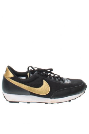 Дамски обувки Nike, Размер 39, Цвят Черен, Цена 84,55 лв.