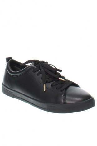 Дамски обувки Tamaris, Размер 40, Цвят Черен, Цена 54,00 лв.