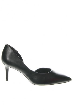 Dámské boty  Tamaris, Velikost 39, Barva Černá, Cena  783,00 Kč