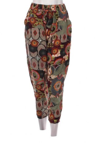 Pantaloni de femei, Mărime M, Culoare Multicolor, Preț 47,70 Lei