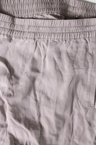 Дамски панталон, Размер M, Цвят Сив, Цена 14,50 лв.