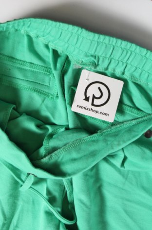 Дамски панталон, Размер M, Цвят Зелен, Цена 14,50 лв.