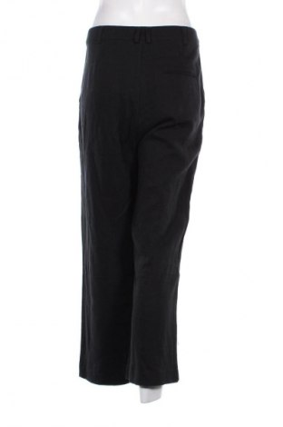 Γυναικείο παντελόνι ABOUT YOU x Marie von Behrens, Μέγεθος M, Χρώμα Μαύρο, Τιμή 57,83 €