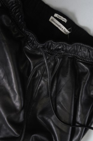 Dámské kalhoty  Abercrombie & Fitch, Velikost XS, Barva Černá, Cena  596,00 Kč