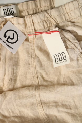 Γυναικείο παντελόνι BDG, Μέγεθος L, Χρώμα Εκρού, Τιμή 19,18 €