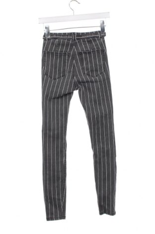 Дамски панталон Bershka, Размер XS, Цвят Многоцветен, Цена 17,39 лв.
