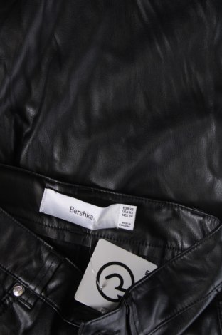 Damenhose Bershka, Größe XS, Farbe Schwarz, Preis € 9,08