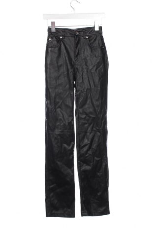 Дамски панталон Bershka, Размер XS, Цвят Черен, Цена 11,60 лв.
