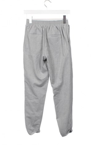 Pantaloni de femei Bershka, Mărime XS, Culoare Gri, Preț 38,16 Lei