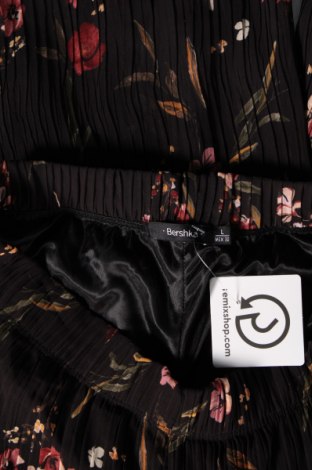 Pantaloni de femei Bershka, Mărime L, Culoare Negru, Preț 44,39 Lei