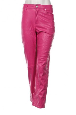 Дамски панталон Bershka, Размер S, Цвят Розов, Цена 14,50 лв.