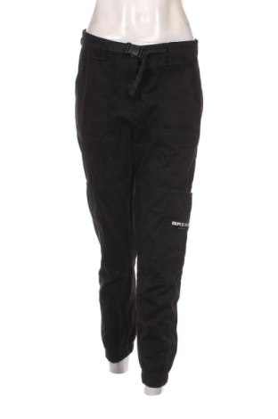 Γυναικείο παντελόνι Bershka, Μέγεθος S, Χρώμα Μαύρο, Τιμή 8,90 €