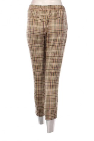 Дамски панталон Bershka, Размер S, Цвят Многоцветен, Цена 14,50 лв.