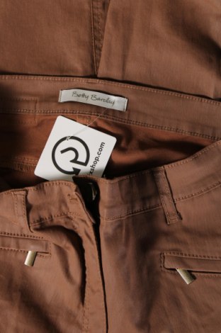 Pantaloni de femei Betty Barclay, Mărime S, Culoare Maro, Preț 111,84 Lei