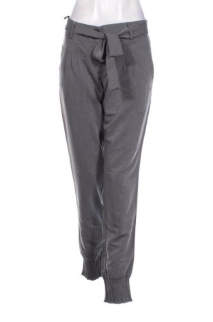 Pantaloni de femei Body Flirt, Mărime L, Culoare Gri, Preț 52,46 Lei