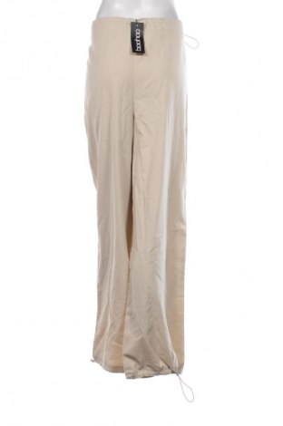 Γυναικείο παντελόνι Boohoo, Μέγεθος M, Χρώμα  Μπέζ, Τιμή 11,38 €