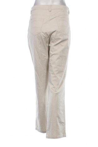 Дамски панталон Brax, Размер L, Цвят Бежов, Цена 40,80 лв.