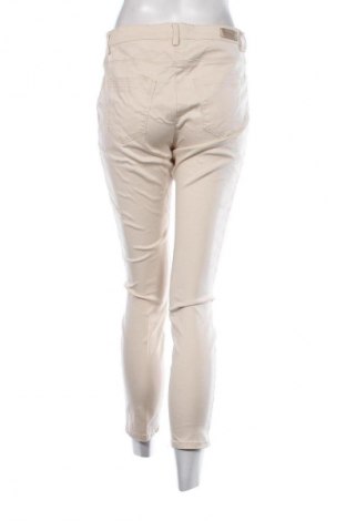 Γυναικείο παντελόνι Brax, Μέγεθος L, Χρώμα Εκρού, Τιμή 23,13 €
