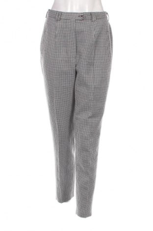 Γυναικείο παντελόνι Canda, Μέγεθος M, Χρώμα Πολύχρωμο, Τιμή 8,90 €