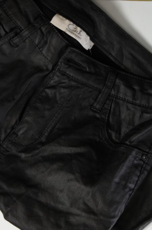 Дамски панталон Clockhouse, Размер M, Цвят Черен, Цена 13,05 лв.